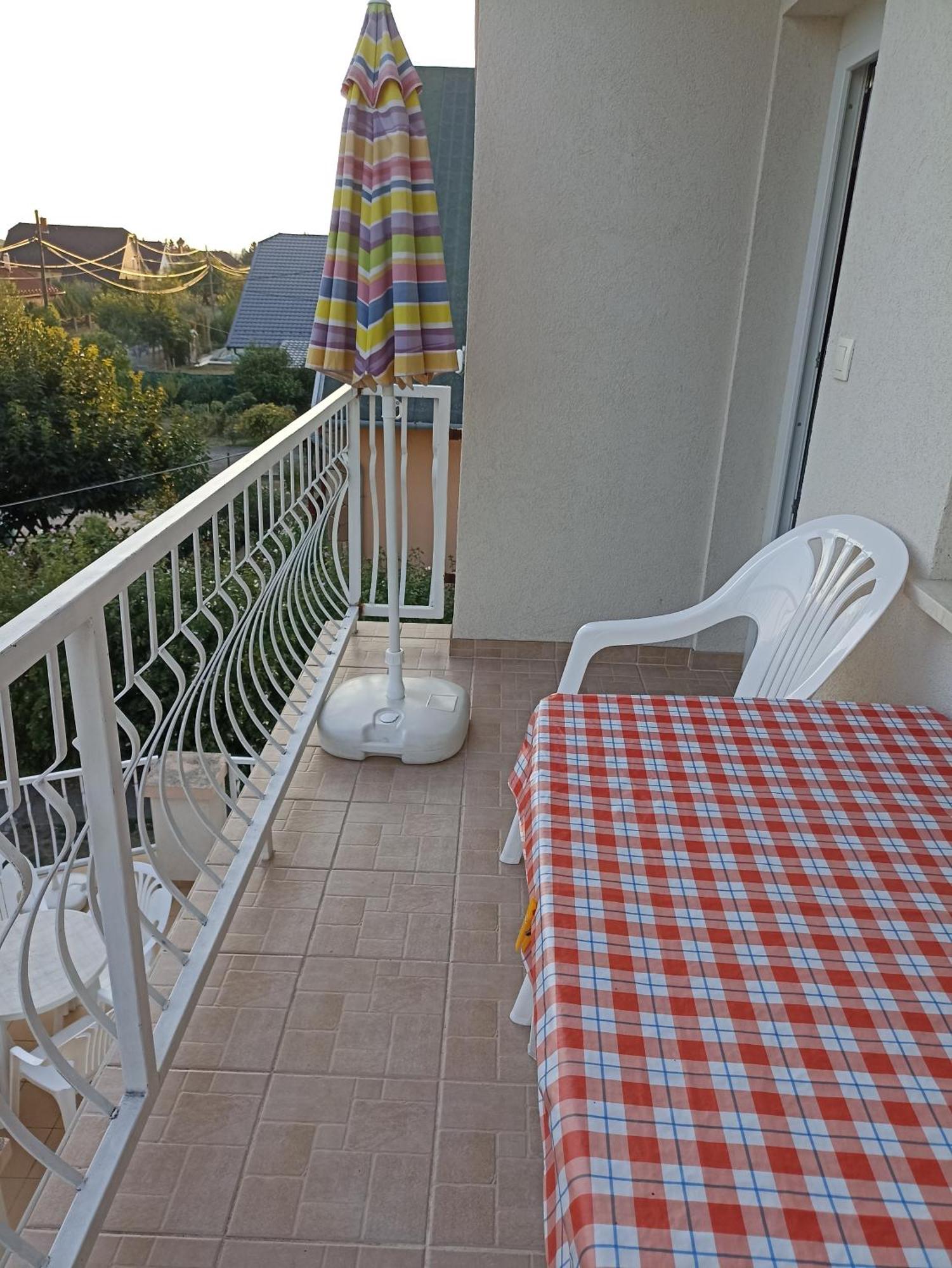 Bor Apartmanhaz